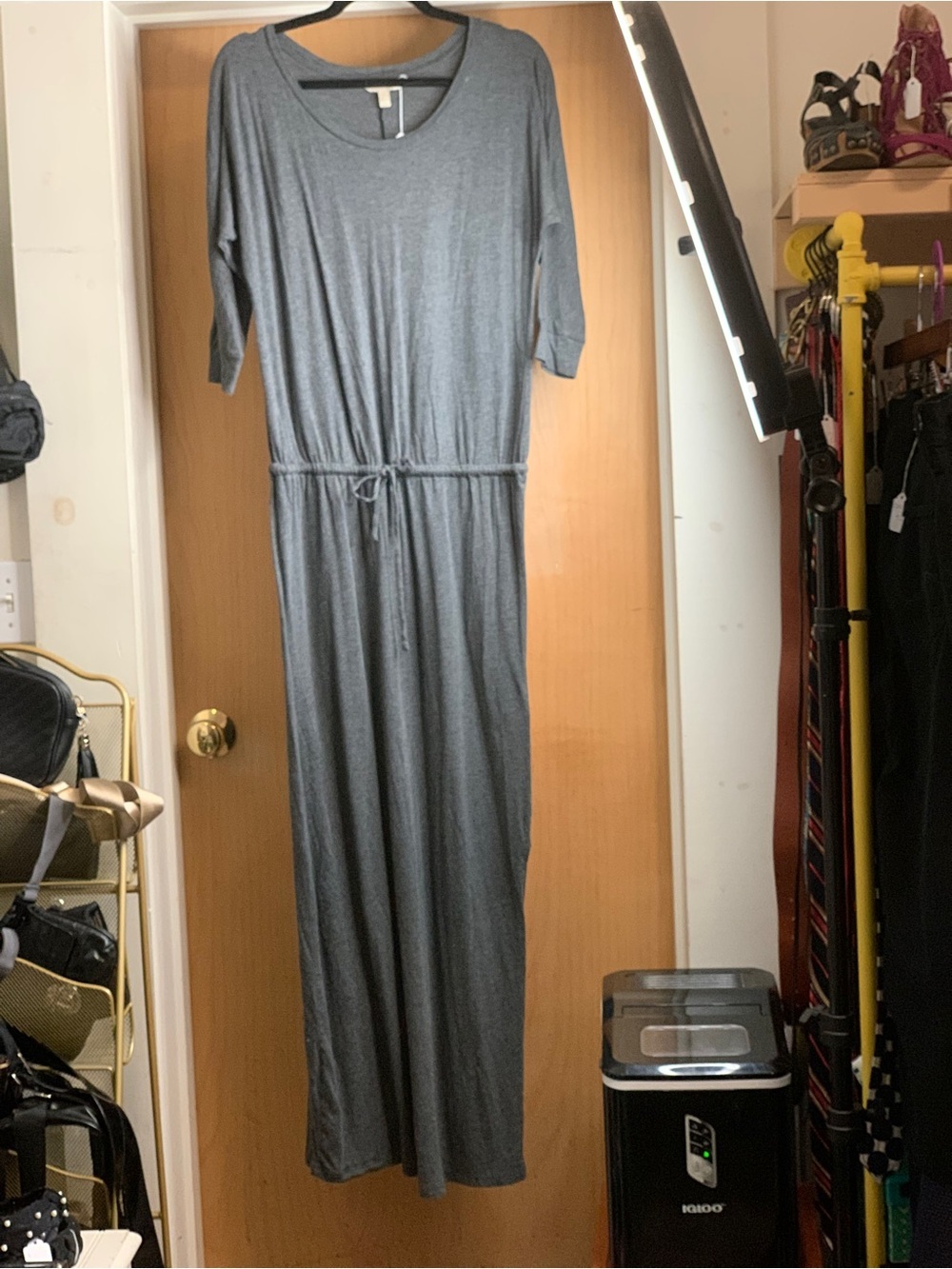 Banana Republic Women's Gray Tie-Waist Maxi Dress Size-Small Casual Minimalist